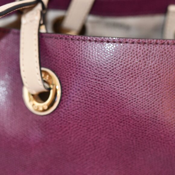 Pre-Owned Michael Kors Pebbled Leather Tote – Burgundy – Gold MK Charm – Adjusta - Picture 3 of 7